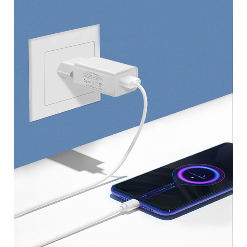 LAMTECH LAM022162 USB TRAVEL CHARGER 2,1A WHITE 0038434 LAMTECH LAM022162 USB TRAVEL CHARGER 2,1A WHITE 0038434
